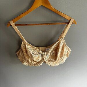 Delimira Bra Nude Lace 44B No padding with Underwire NWT